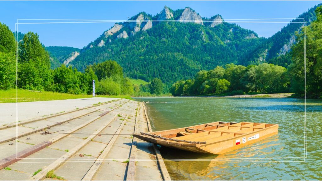 Wycieczka szkolna Pieniny - 2 dni | Zamek w Niedzicy, Wąwóz Homole, rafting Dunajcem + Szczawnica (z noclegiem)
