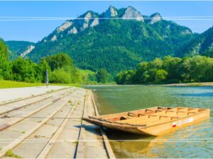 Wycieczka szkolna Pieniny - 2 dni | Zamek w Niedzicy, Wąwóz Homole, rafting Dunajcem + Szczawnica (z noclegiem)