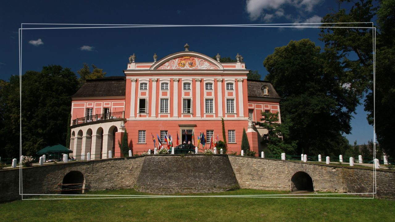 Zielona szkoła Góry Świętokrzyskie 5 dni | Bałtów (Jurasia), Kurozwęki (Safari bizon), Święty Krzyż, Leonarda Da Vinci + nocleg w Bielinach